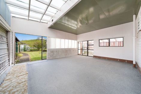 Photo of property in 53 Valley Road, Hikurangi, 0114