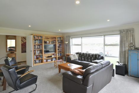 Photo of property in 64 Feist Street, Carterton, 5713