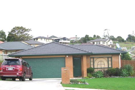 Photo of property in 12 Lake Panorama Drive, Henderson, Auckland, 0612