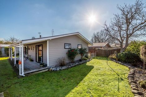 Photo of property in 5b Clifton Avenue, Carterton, 5713