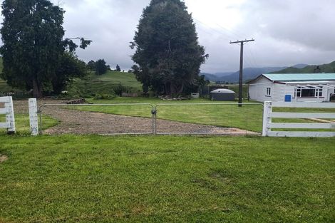 Photo of property in 8 Terrace Street, Matawai, 4075