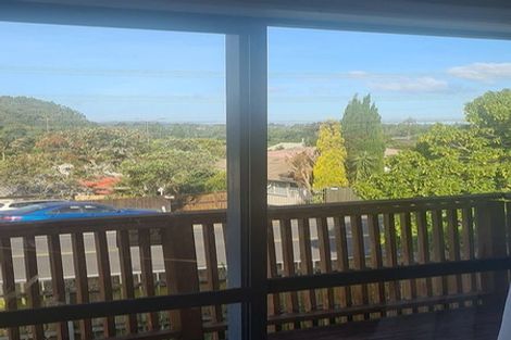 Photo of property in 229 Triangle Road, Massey, Auckland, 0614