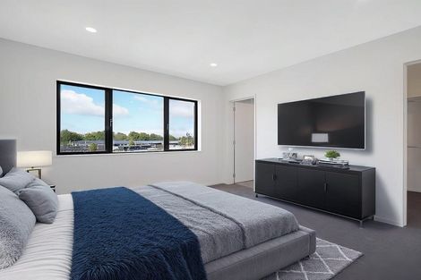 Photo of property in 2 Faithful Drive, Karaka, Papakura, 2113