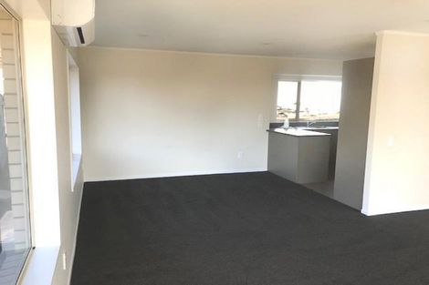 Photo of property in 1/12 Libnai Avenue, Clover Park, Auckland, 2019