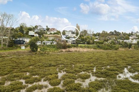 Photo of property in 71 College Road, Northcote, Auckland, 0627