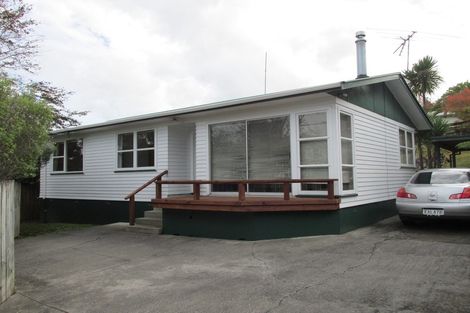 Photo of property in 19a Atkinson Road, Titirangi, Auckland, 0604