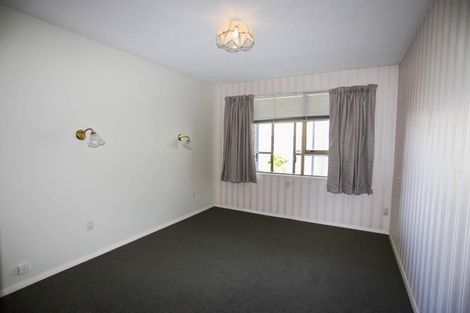Photo of property in 2/13 Main South Road, Sockburn, Christchurch, 8042