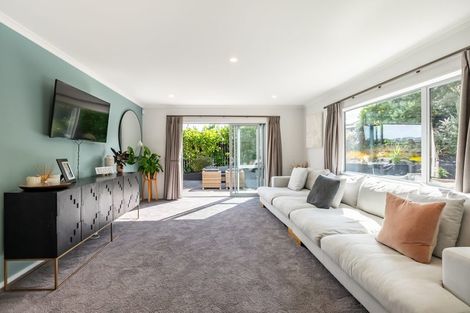 Photo of property in 17 Sumner Terrace, Aotea, Porirua, 5024