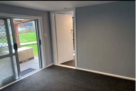 Photo of property in 53 Victory Crescent, Tawa, Wellington, 5028