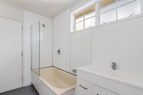 Photo of property in 3/62a Tipahi Street, Nelson South, Nelson, 7010