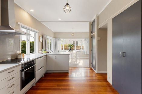 Photo of property in 5 Bettina Road, Fairfield, Hamilton, 3214