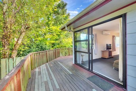 Photo of property in 2/2 Oreil Avenue, West Harbour, Auckland, 0618