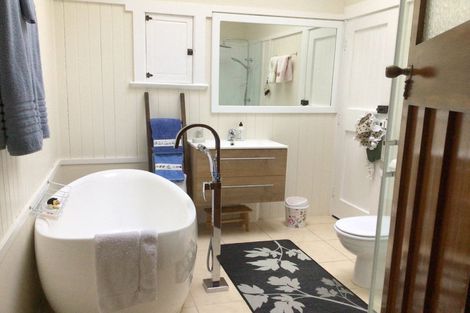 Photo of property in 11 Hill Street, Eltham, 4322