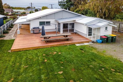 Photo of property in 17 Parsonage Road, Waimate, 7924