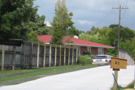 Photo of property in 23 Beaubank Road, Kelston, Auckland, 0602