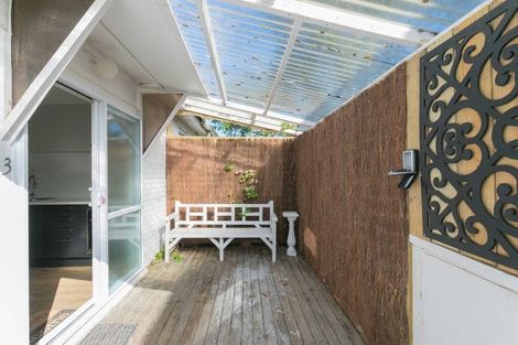 Photo of property in 3/4 Sydney Street, Hauraki, Auckland, 0622