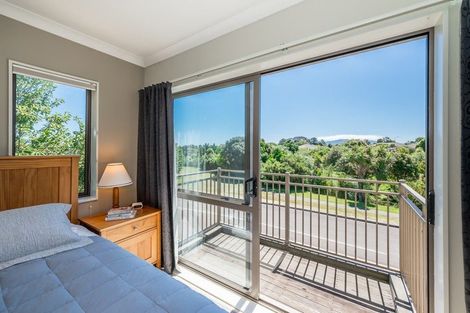 Photo of property in 5 Jade Lane, Paraparaumu, 5032