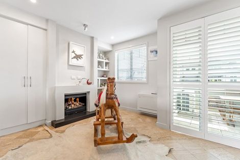 Photo of property in 19 Little Compton Mews, Snells Beach, 0920