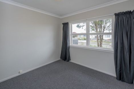 Photo of property in 24 Ferguson Street, Levin, 5510