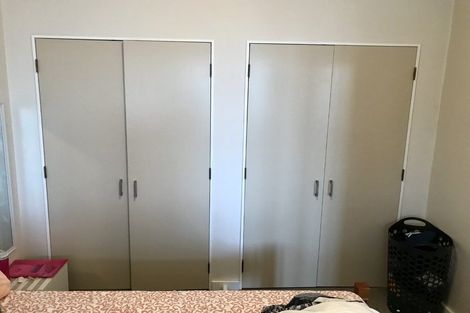 Photo of property in 17 Kent Terrace - Kent Apartments, 6d/16 Kent Terrace, Mount Victoria, Wellington, 6011