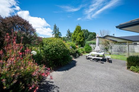 Photo of property in 4 Lakemere Way, Kinloch, Taupo, 3377