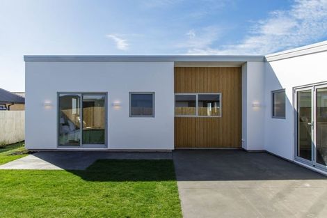 Photo of property in 17 Timara Crescent, Marshland, Christchurch, 8083