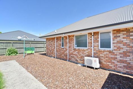Photo of property in 15 Sycamore Close, Rangiora, 7400