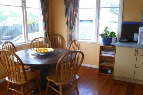 Photo of property in 11 Galway Avenue, Hokowhitu, Palmerston North, 4410