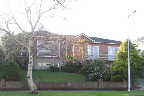 Photo of property in 23 Chilton Grove, Hokowhitu, Palmerston North, 4410