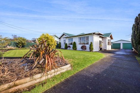 Photo of property in 13 Collins Street, Hawera, 4610