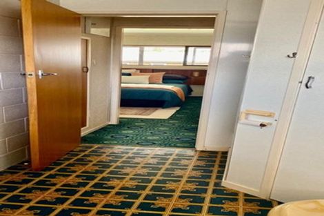 Photo of property in 40m Maunganui Road, Mount Maunganui, 3116