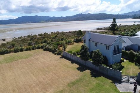Photo of property in 140 Harbour Drive, Matarangi, Whitianga, 3592