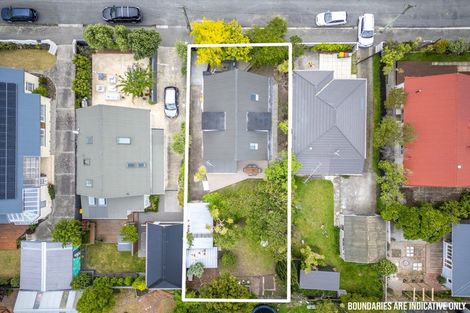 Photo of property in 27 Hardwicke Street, Sumner, Christchurch, 8081