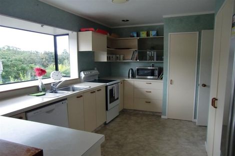 Photo of property in 7 Larsen Place, Merrilands, New Plymouth, 4312