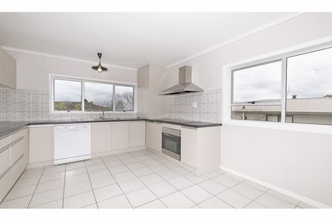 Photo of property in 207 Don Buck Road, Massey, Auckland, 0614