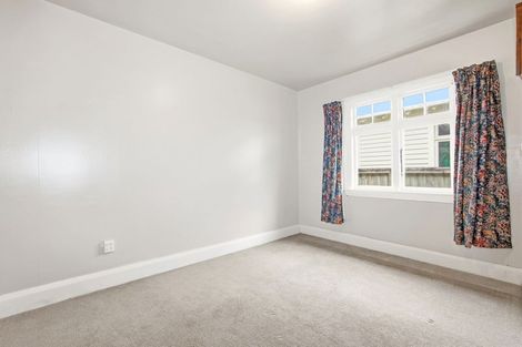 Photo of property in 335 Ferry Road, Waltham, Christchurch, 8011