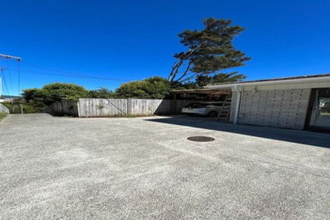 Photo of property in 80a Millbrook Road, Henderson, Auckland, 0612
