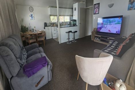 Photo of property in 557 Glenfield Road, Glenfield, Auckland, 0629