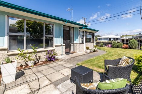 Photo of property in 2a Murphy Road, Taradale, Napier, 4112