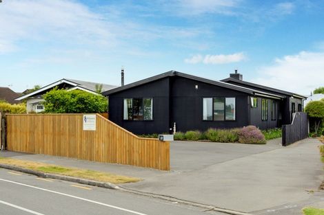 Photo of property in 188 Travis Road, New Brighton, Christchurch, 8083