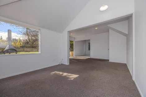 Photo of property in 9a Aeolus Place, Wanaka, 9305