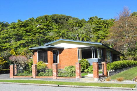 Photo of property in 21 Coates Street, Greymouth, 7805