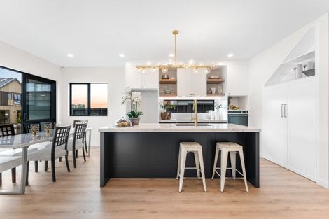 Photo of property in 32 Black Angus Boulevard, Karaka, 2580