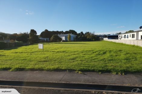 Photo of property in 9 Mylindas Road, Whakatiwai, Miranda, 2473