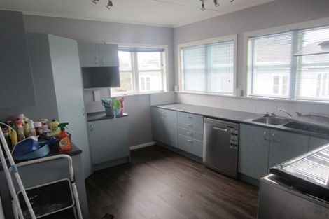 Photo of property in 15 Woodstock Terrace, Tawa, Wellington, 5028