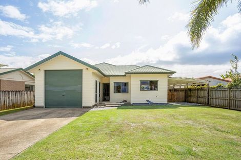Photo of property in 3 Santa Maria Drive, Whitianga, 3510