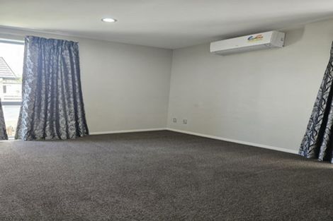 Photo of property in 24c Grande Vue Road, Papatoetoe, Auckland, 2025