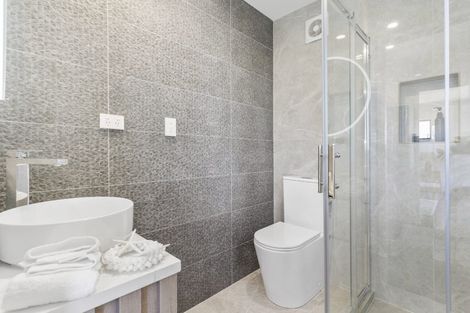 Photo of property in 8/156 Coxhead Road, Wattle Downs, Auckland, 2103