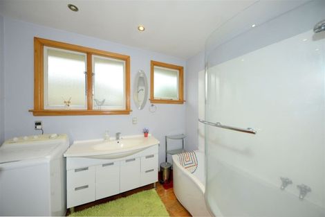 Photo of property in 12 Erin Crescent, Mairehau, Christchurch, 8013