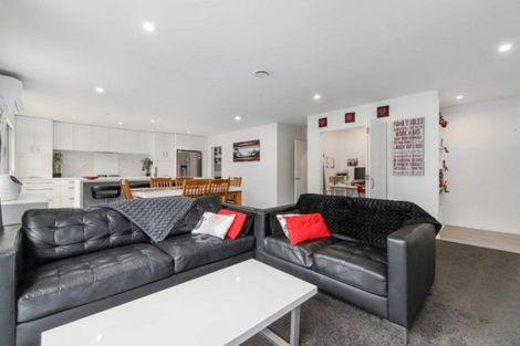 Photo of property in 4 Huntingdon Drive, Rangiora, 7400